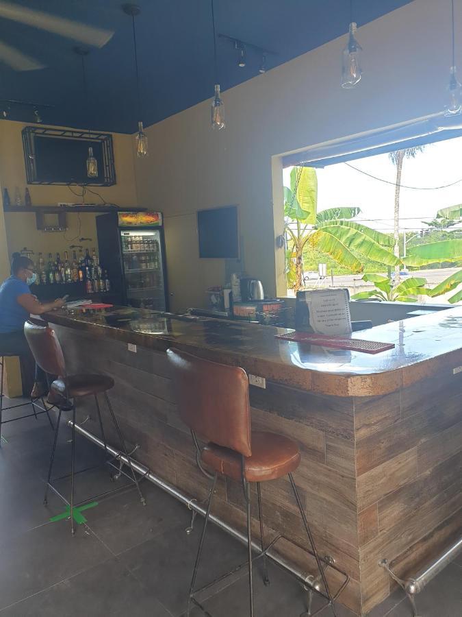 Palm Bay Guest House & Restaurant Montego Bay Exteriör bild